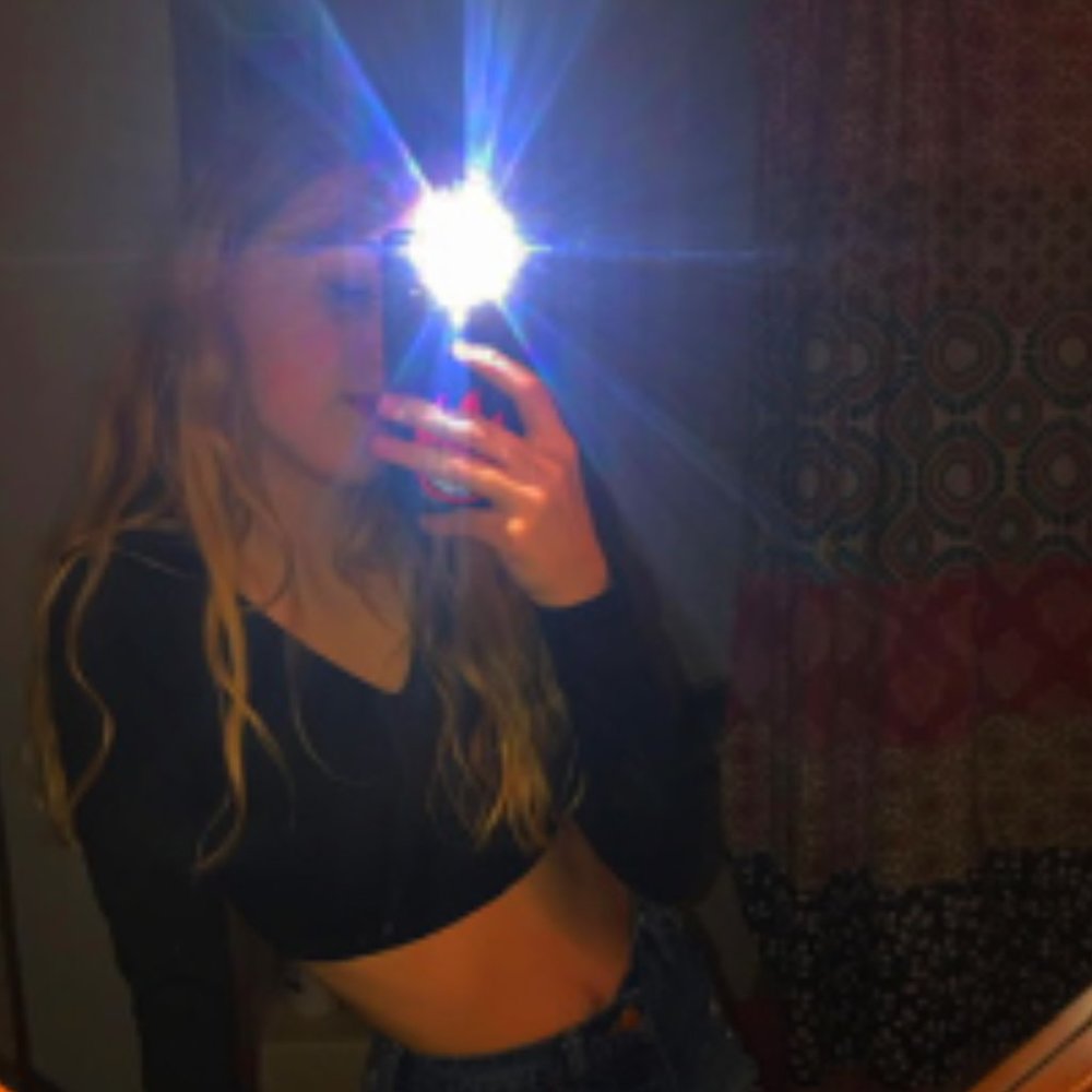 Meet your Posher, Brooke